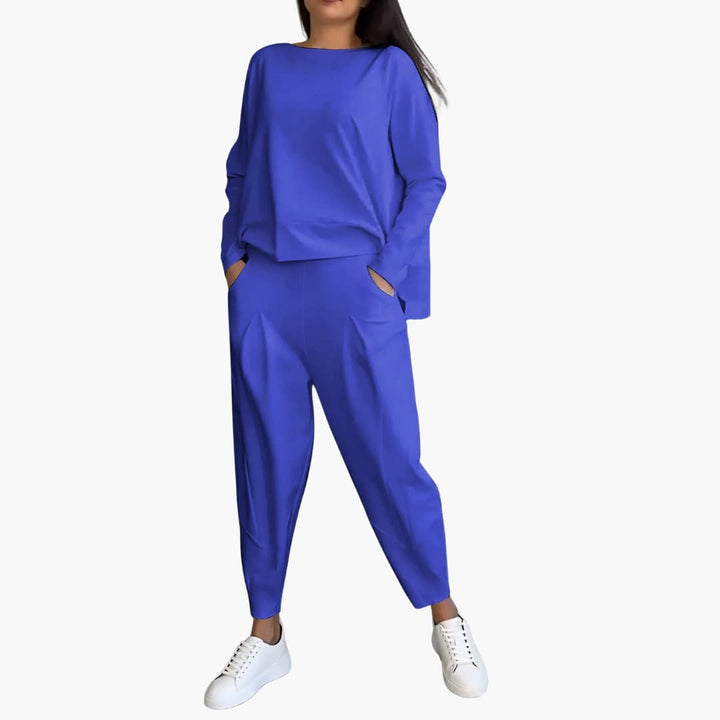 Anna Comfortable Set | Alaric & Cyniora London