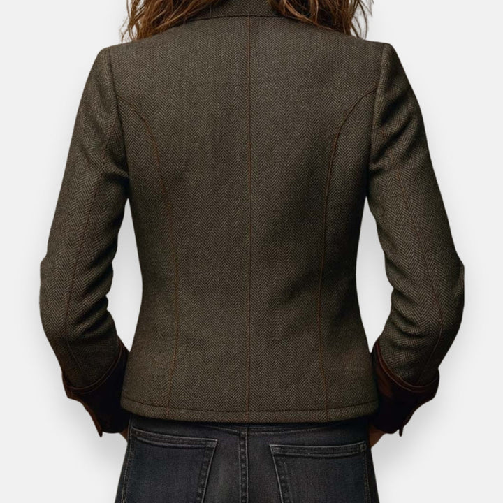 Elspeth – Elegant Tweed Jacket with Velvet Details