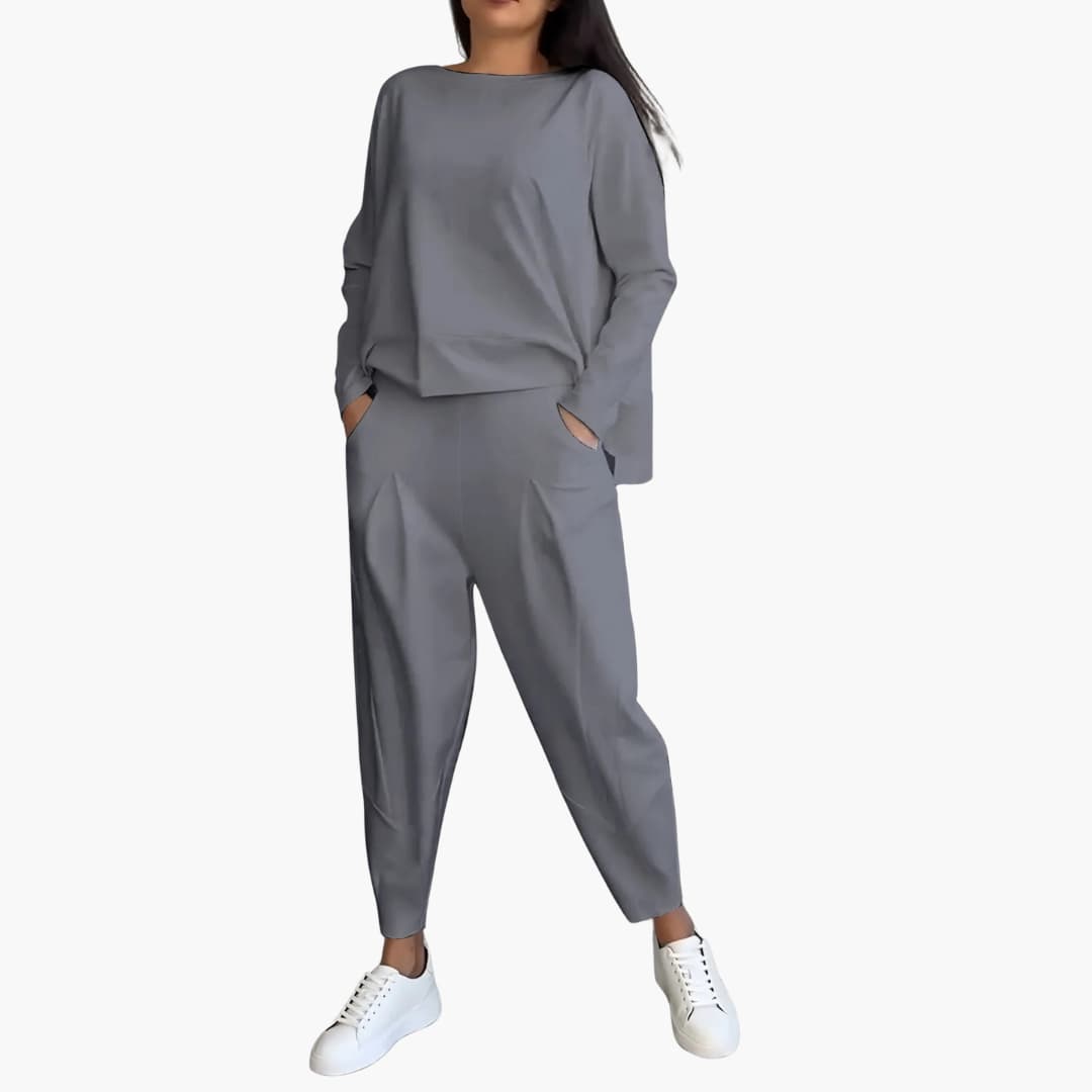 Anna Comfortable Set | Alaric & Cyniora London