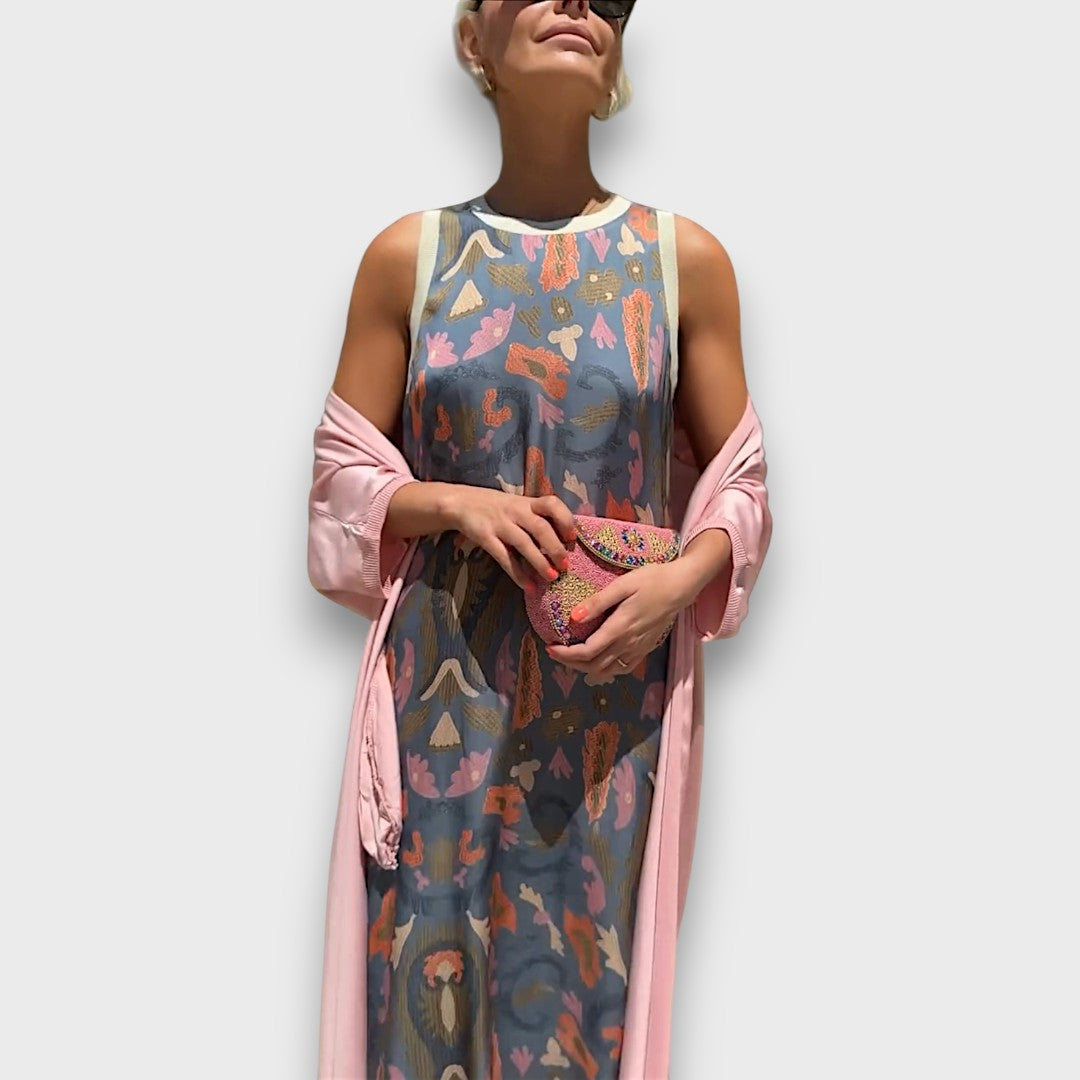 Elveria –  Maxi dress with cardigan
